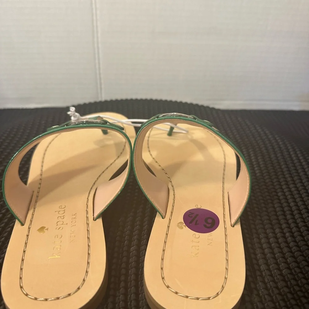 🆕Kate Spade Green Sandals